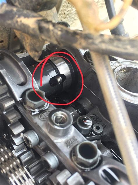 I adjusted my valves, they were too loose, the auto decomp only moves the one valve open a tiny bit, if valves are too loose, it wont open that valve at all. . Ktm auto decompression problem